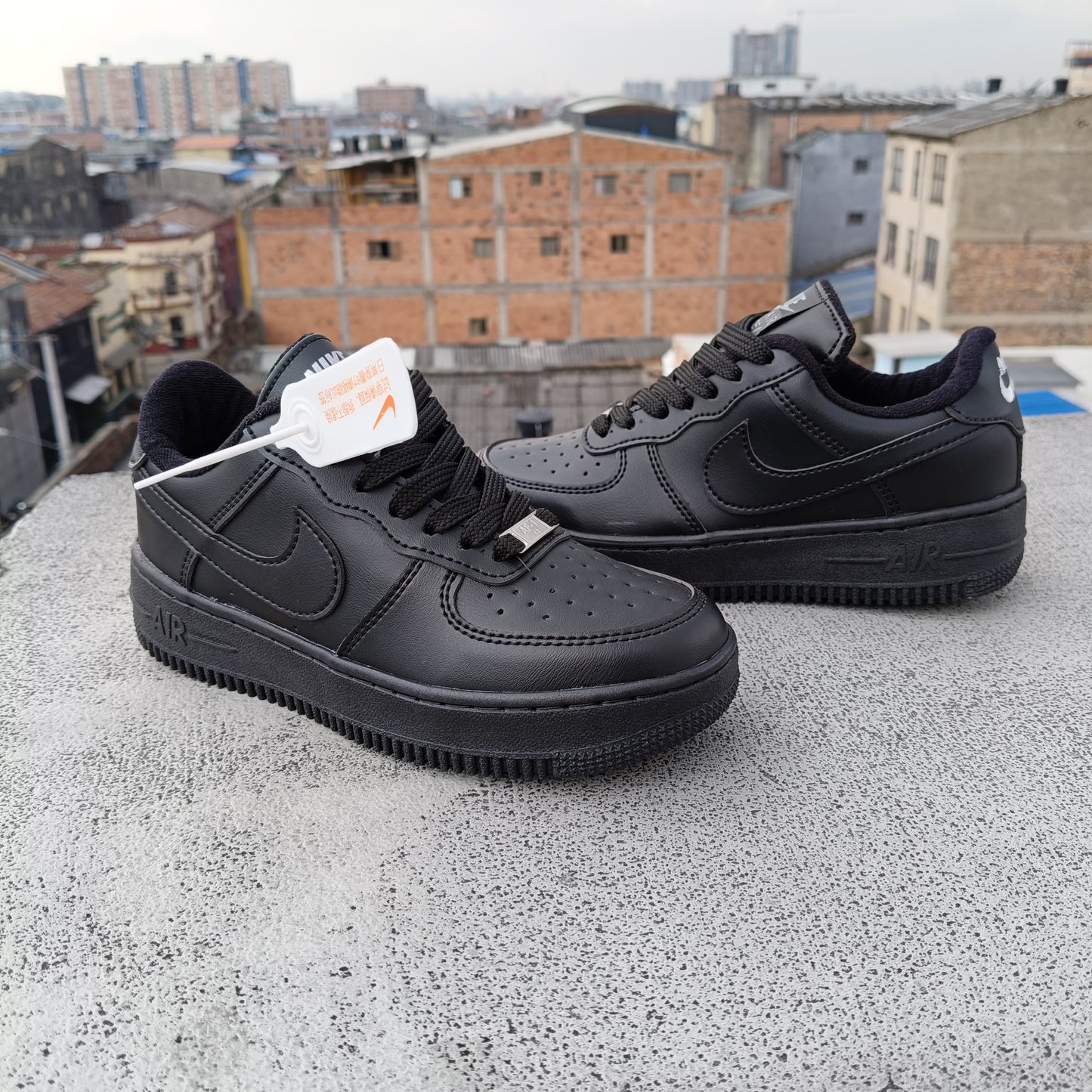 Nike Forcé One Clásica - Estilo icónico y atemporal